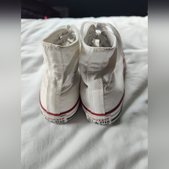 Converse All Star Hi-Top Ladies Tennis Shoes. Size 5.5. White Colored. - Picture 3 of 6